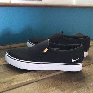 Nike Women’s Black and White Canvas Slip On